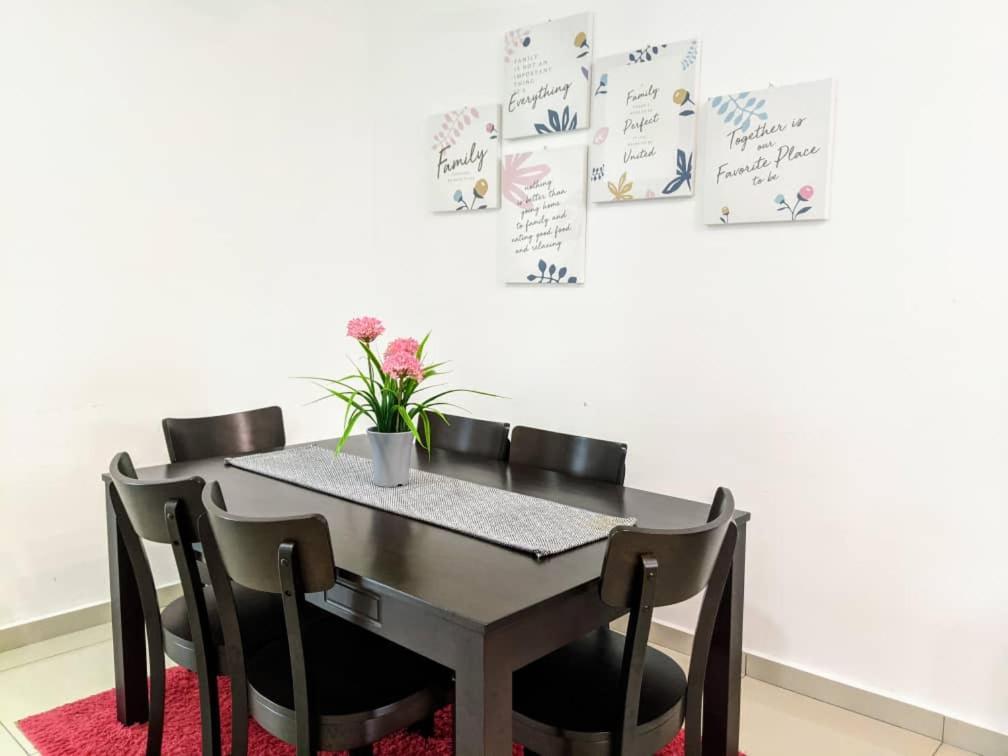 Syifa Homestay Melaka Экстерьер фото