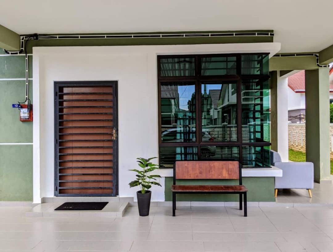 Syifa Homestay Melaka Экстерьер фото